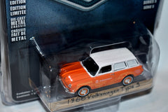 Greenlight - Blue Collar - 1966 Volkswagen Type 3 Station Wagon