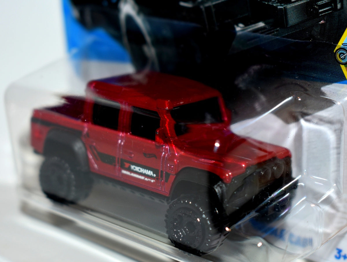 Hot Wheels - Land Rover Defender Double Cab – Global Diecast Direct