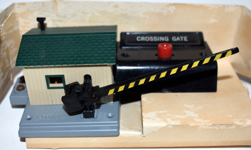 Gilbert HO 35702 HO Crossing Gate