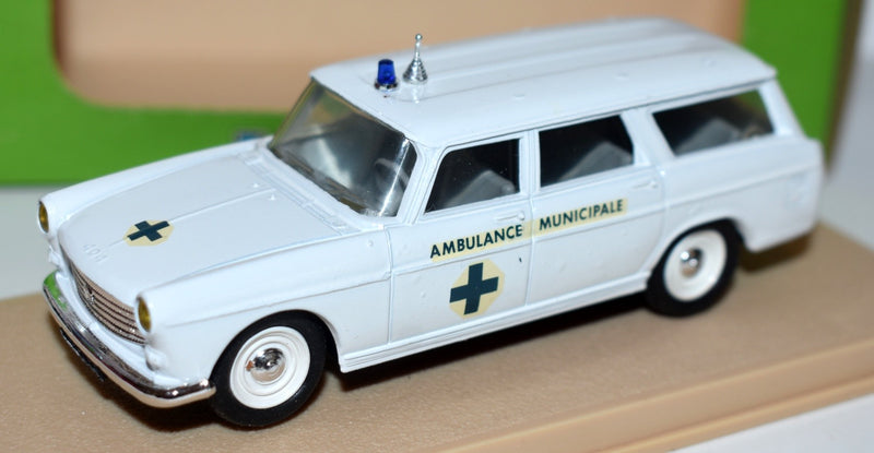 Eligor - Factory Error - No 1141 - 1964 Peugeot 404 Municipal Ambulance