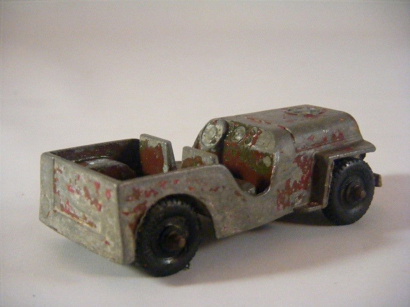 Global Diecast Direct Junkyard - Tootsietoy - 1950 Army Jeep CJ3