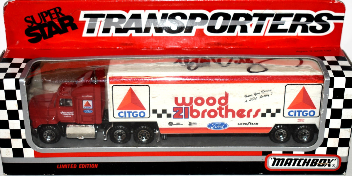 Matchbox NASCAR Super Stars Ford Aeromax Wood Brothers Race Car Transporter with Signature
