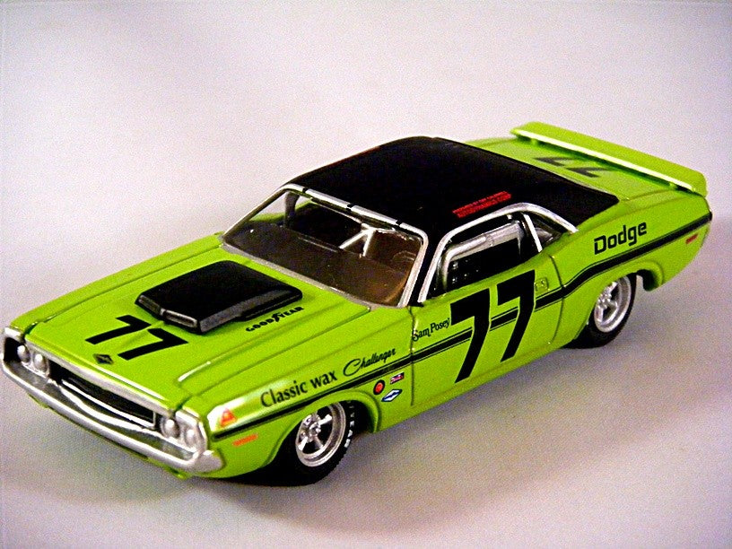 Greenlight Diorama Series - 1970 Dodge Challenger T/A Road Racer