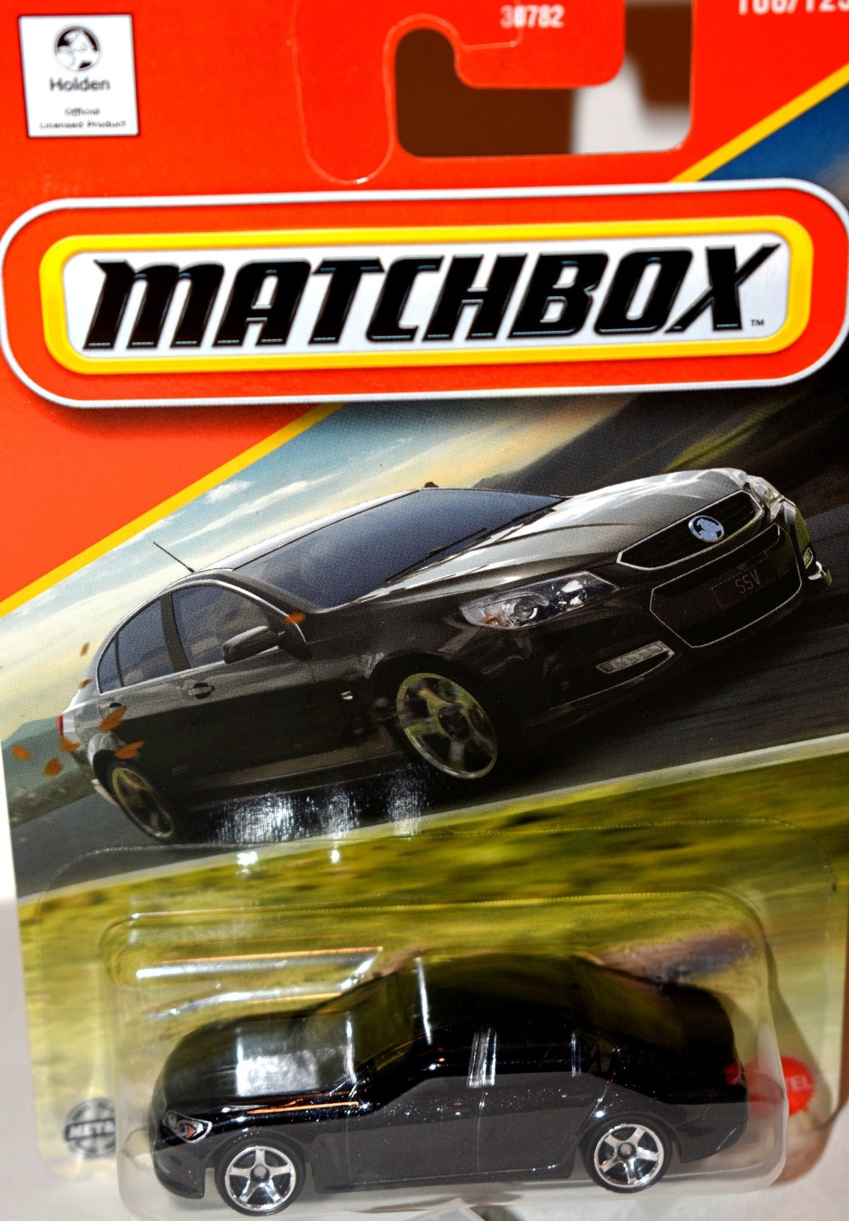 Matchbox Holden VF Commodore SSV Sedan