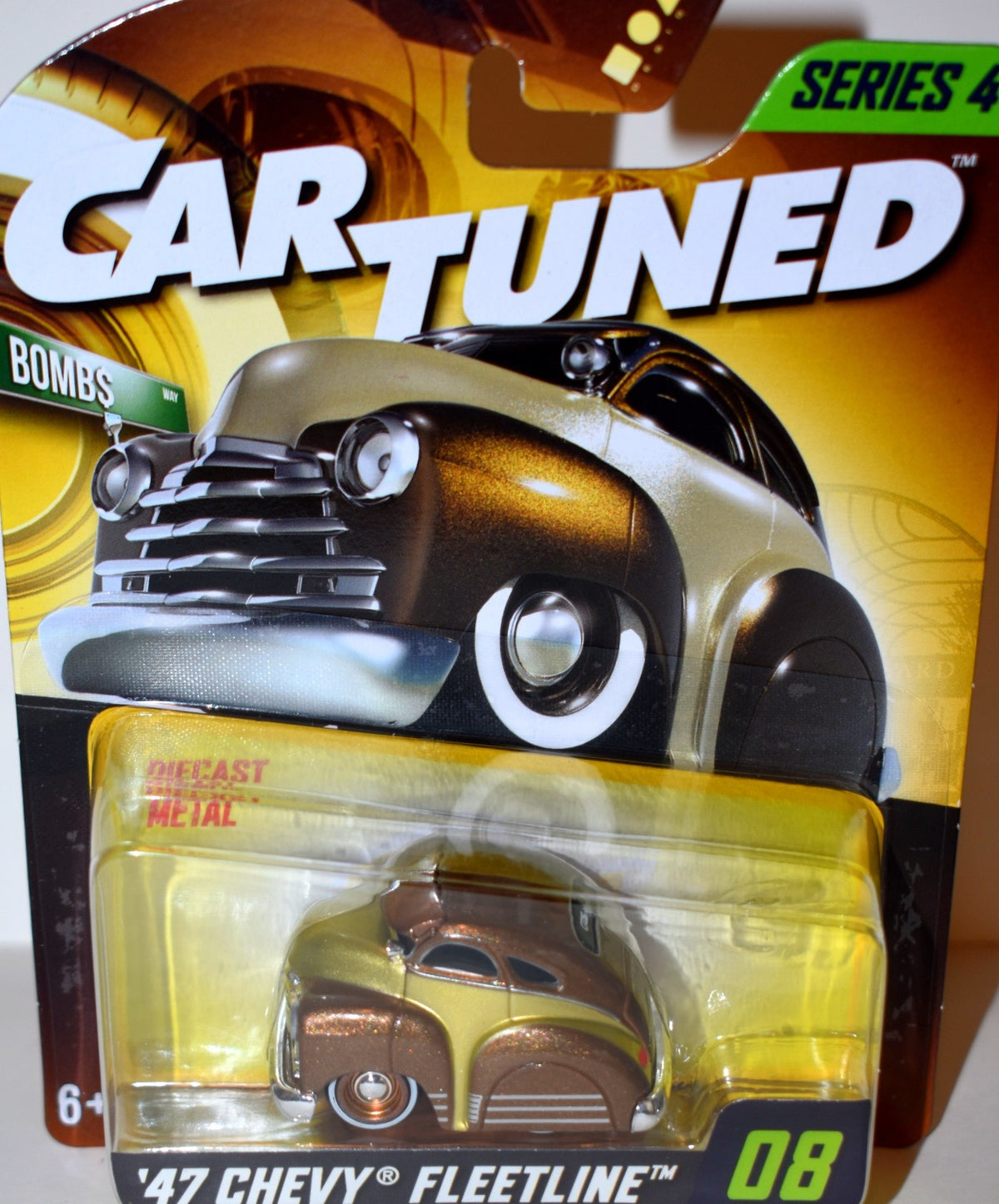 MGA Entertainment - CarTuned - 1947 Chevy Fleetline Lowrider
