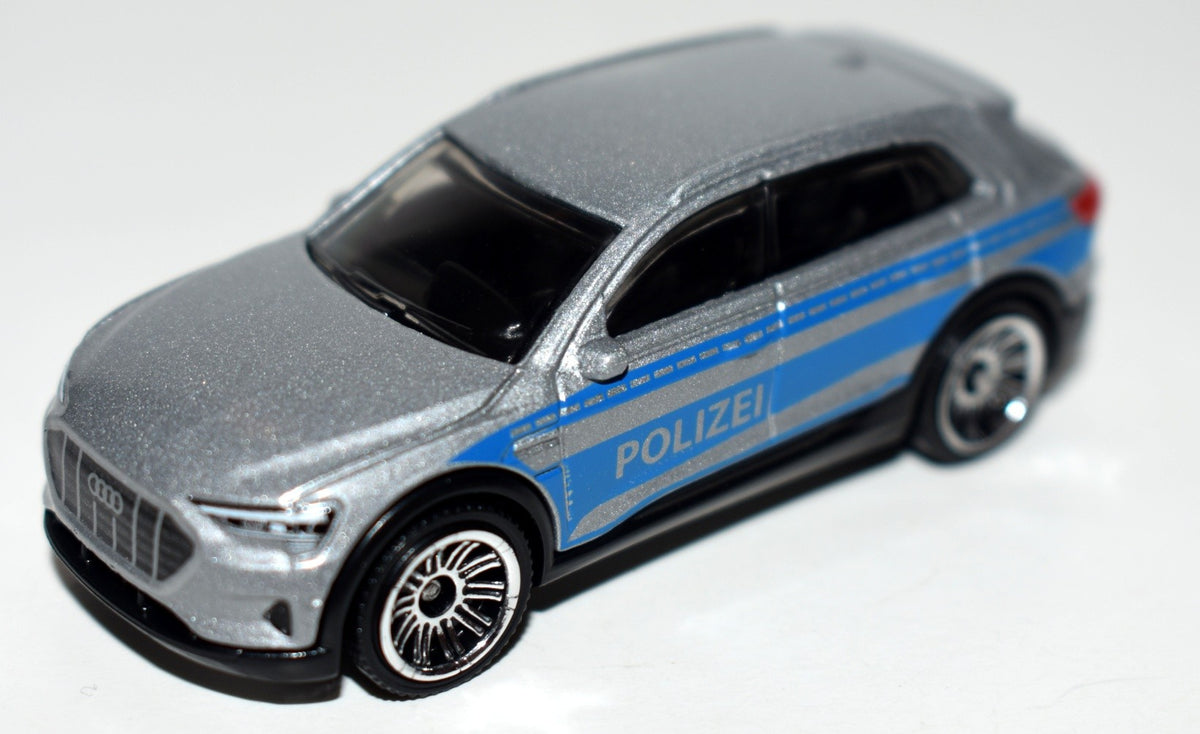 Matchbox - Audi E-Tron SUV Polizei