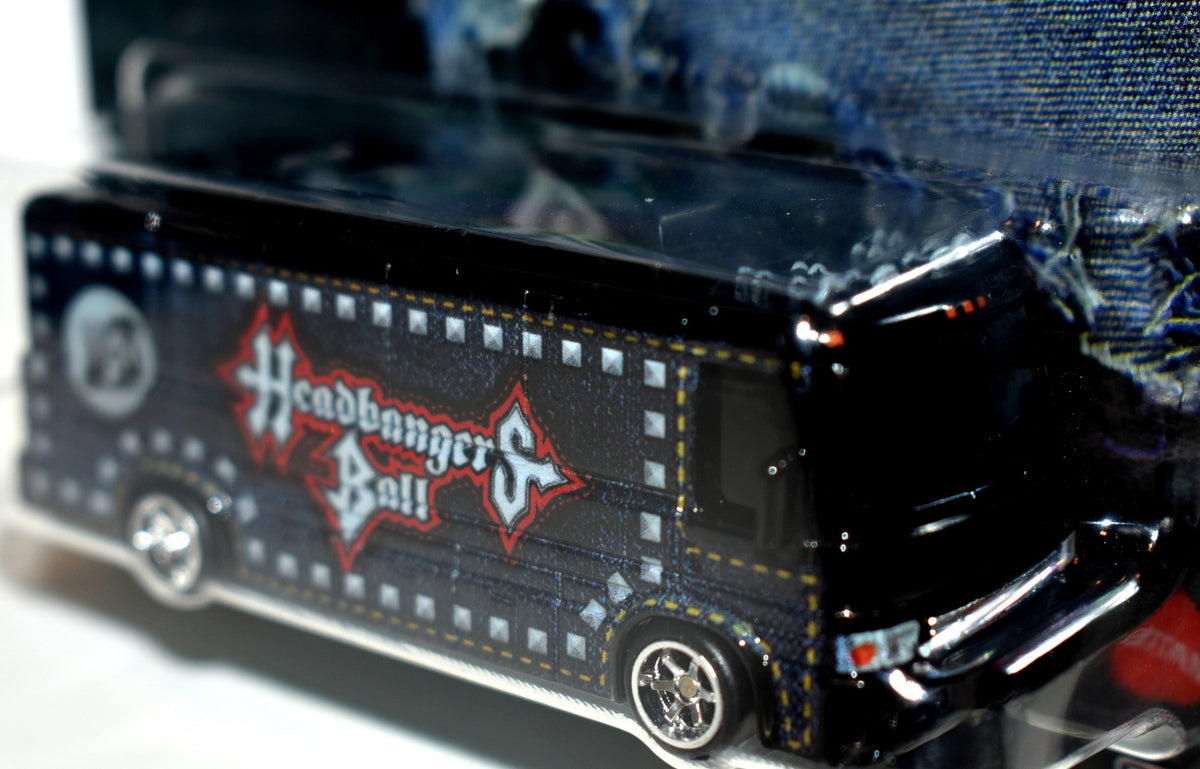 Hot Wheels Premium - MTV Headbanger's Ball Tour Bus