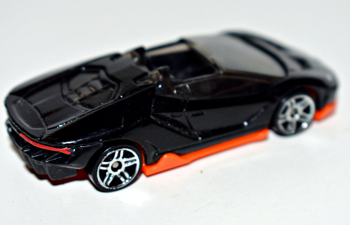 Hot Wheels - 2016 Lamborghini  Centenario Roadster