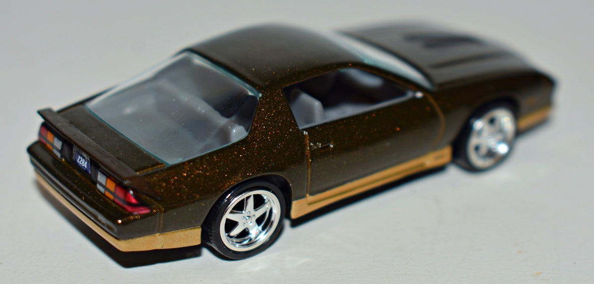 Auto World:  1994 Chevy Camaro