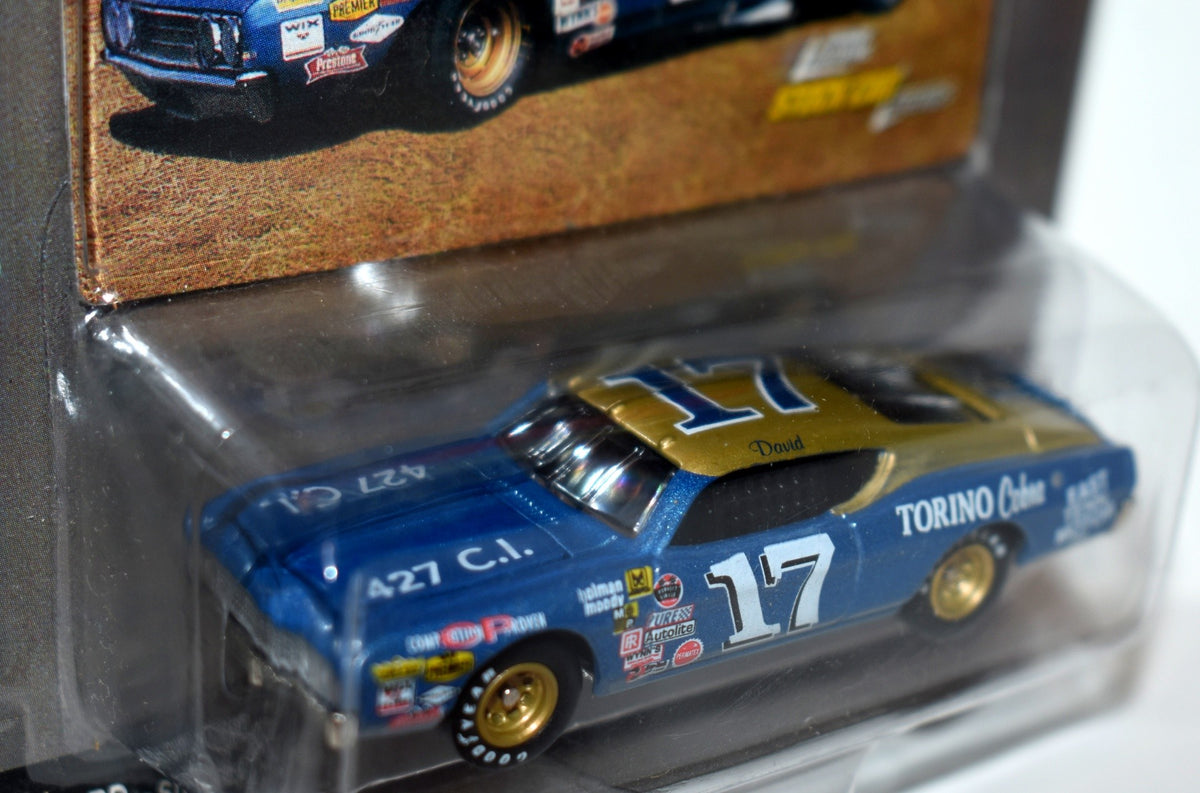 Johnny Lightning NASCAR Stock Car Legends - David Pearson 1969 Ford Torino Talladega