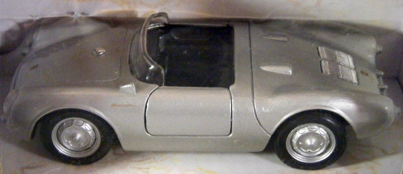 Maisto - 1:43 Scale - 1950's Porsche Speedster