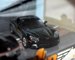 Greenlight - 100th Running-  Indy 500 Corvette Pace Car set