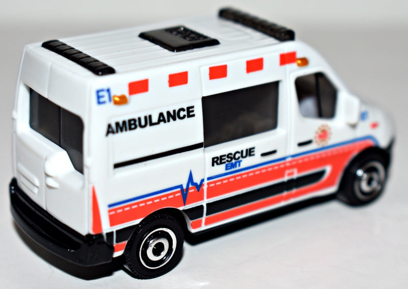 Matchbox  - Renault Master Ambulance