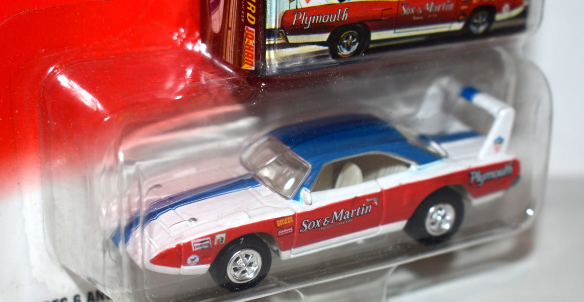 Johnny Lightning Classic Plastic Series - Sox & Martin NHRA 1970 Plymouth Superbird