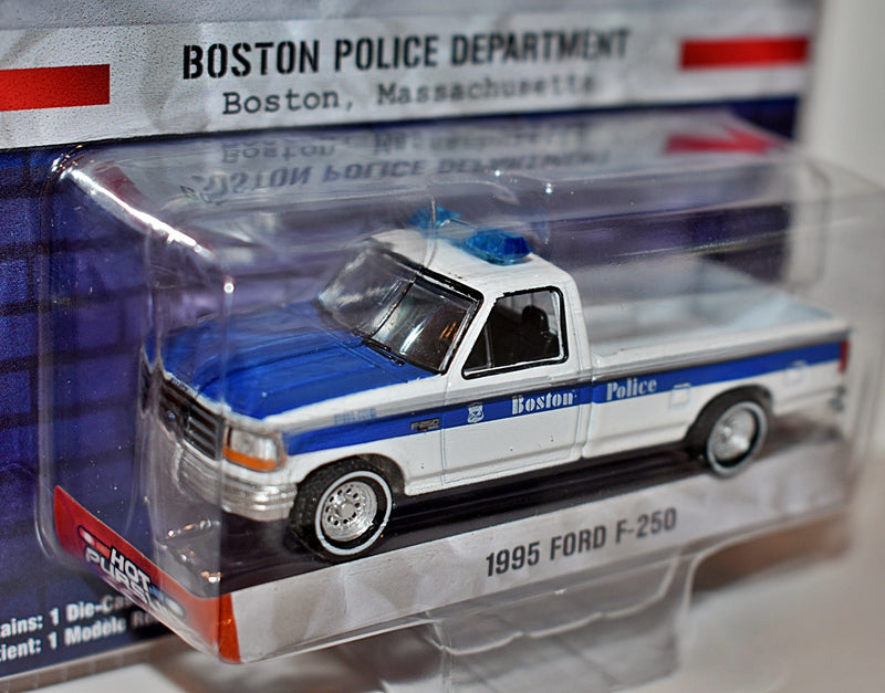 Greenlight Hot Pursuit  -  Boston Police Ford F250 Pickup Truck
