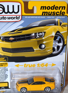 Auto World: 2010 Chevrolet Camaro RS/SS Coupe