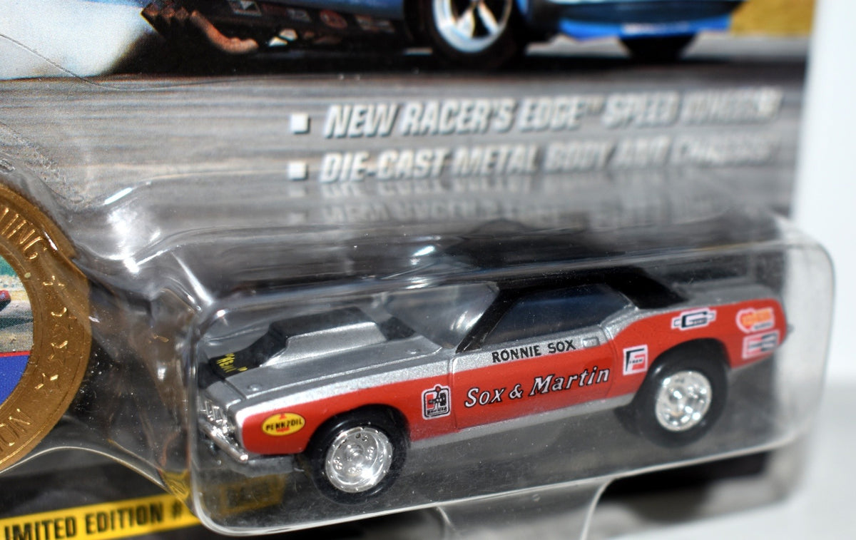 Johnny Lightning - Sox & Martin Plymouth Cuda NHRA Pro Stock