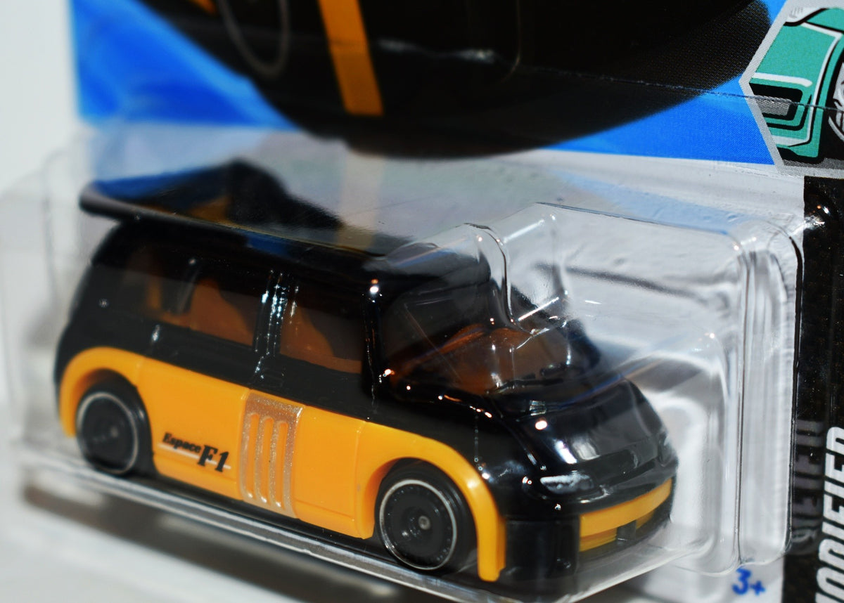 Hot Wheels -  New for 2025 - Renault ESPACE F1