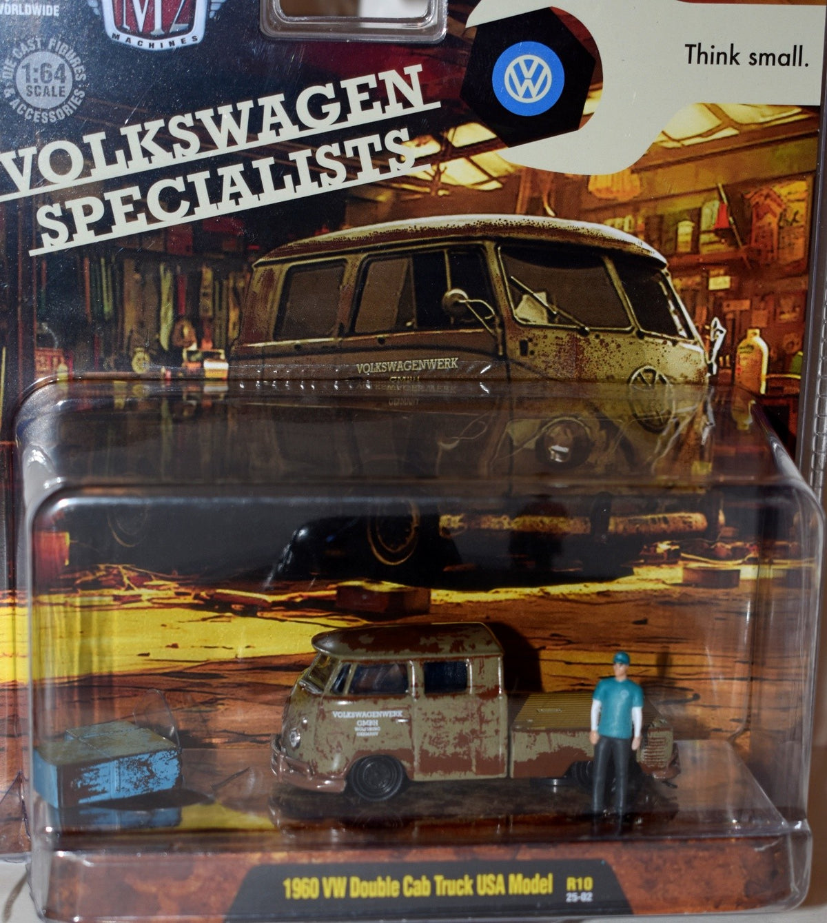 M2 Diorama Sets -  Volkswagen Specialists - 1960 VW Double Cab USA Model Truck