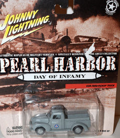 Johnny Lighting Pearl Harbor Day of Infamy - USN 1940 Ford Pickup Truck