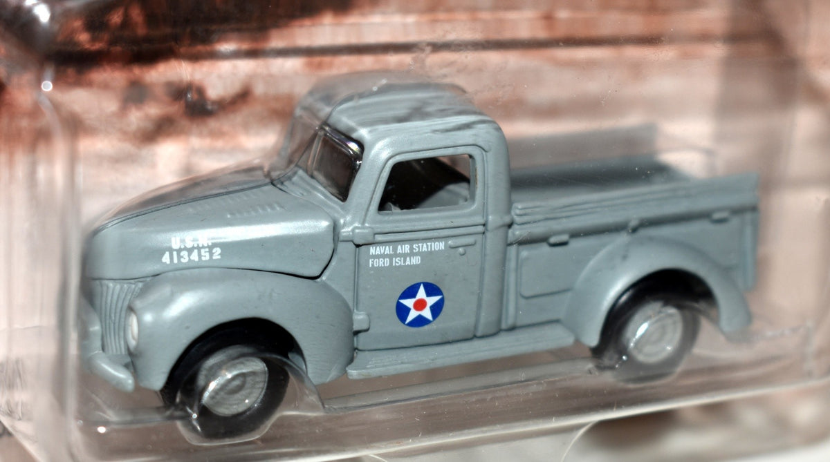 Johnny Lighting Pearl Harbor Day of Infamy - USN 1940 Ford Pickup Truck