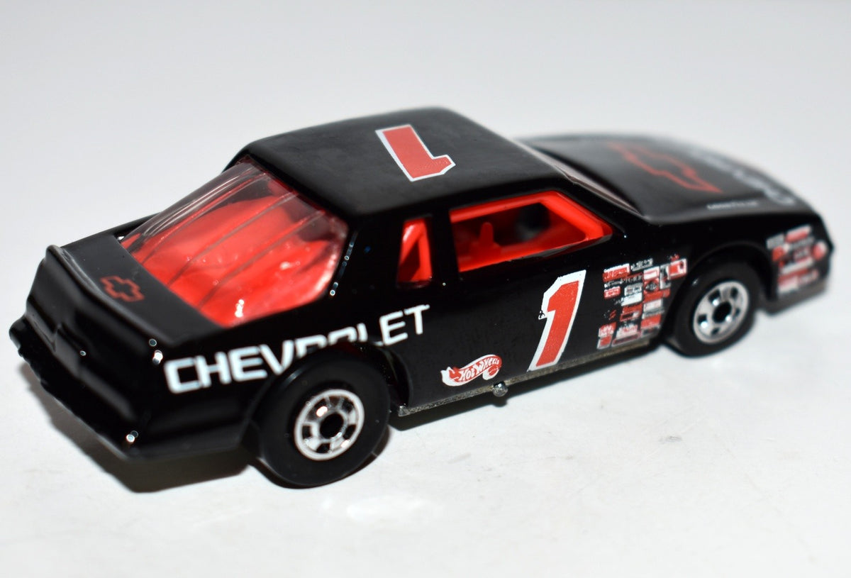 Hot Wheels - Chevy Stocker NASCAR Race Car