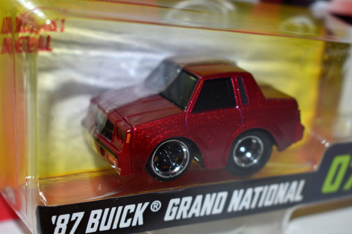MGA Entertainment - Car Tuned  - 1987 Buick Grand National