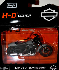 Maisto Harley Davidson  - 2022 Sportster Iron 833