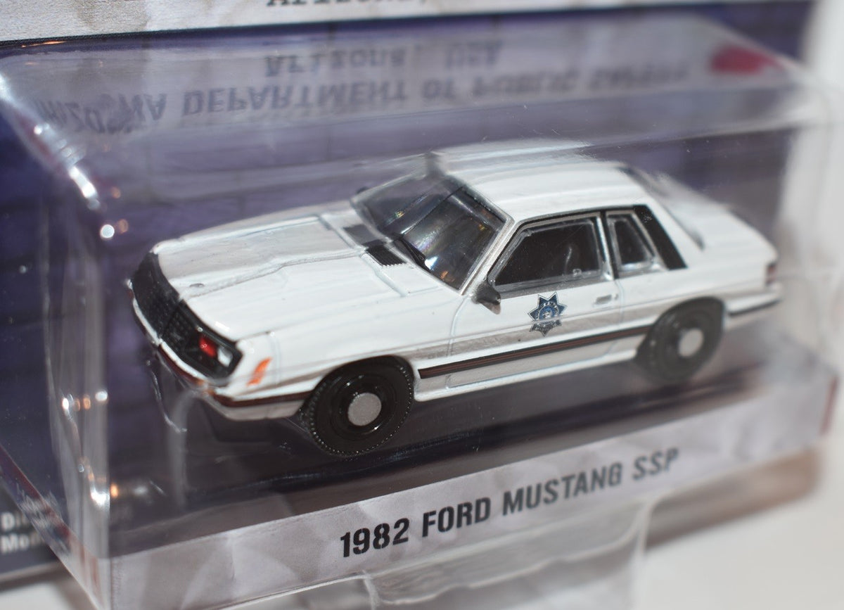 Greenlight Hot Pursuit - Arizona Dept of Public Safety 1982 Ford Mustang SSP