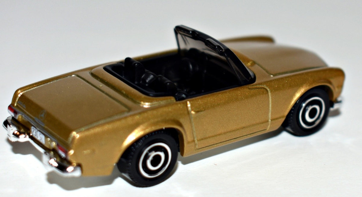 Matchbox Mercedes-Benz 230 SL