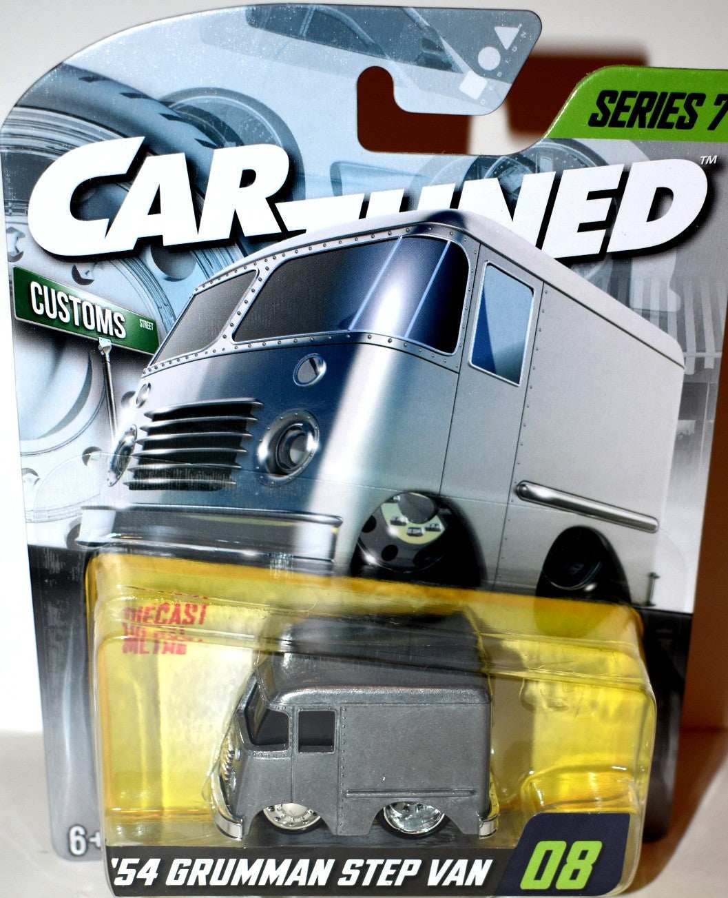 MGA Entertainment - CarTuned - 1954 Grumman Step Van