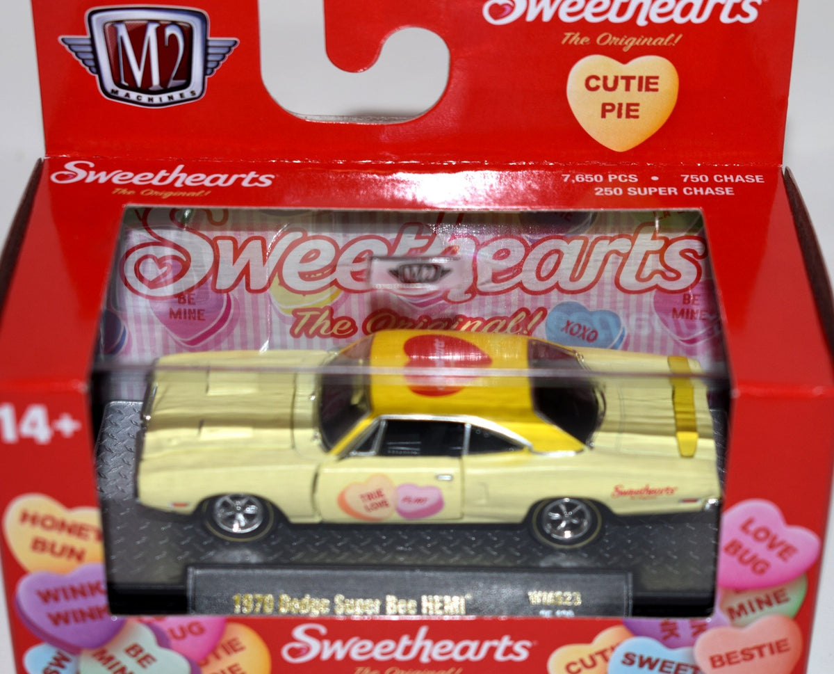 Valentines Day - M2 Machines  Sweethearts - 1970 Dodge Super Bee HEMI