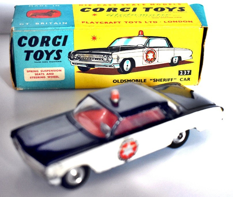 Corgi - 1961 Oldsmobile 88 Sheriff Police Car