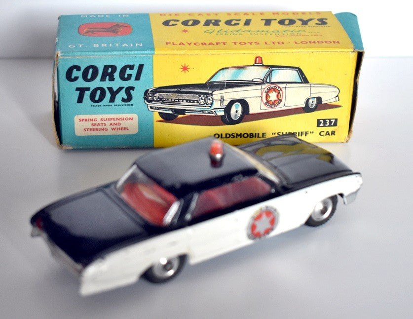 Corgi - 1961 Oldsmobile 88 Sheriff Police Car