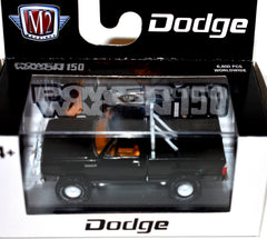 M2 Machines Auto-Thentics - 1978 Dodge 150 Power Wagon Pickup Truck