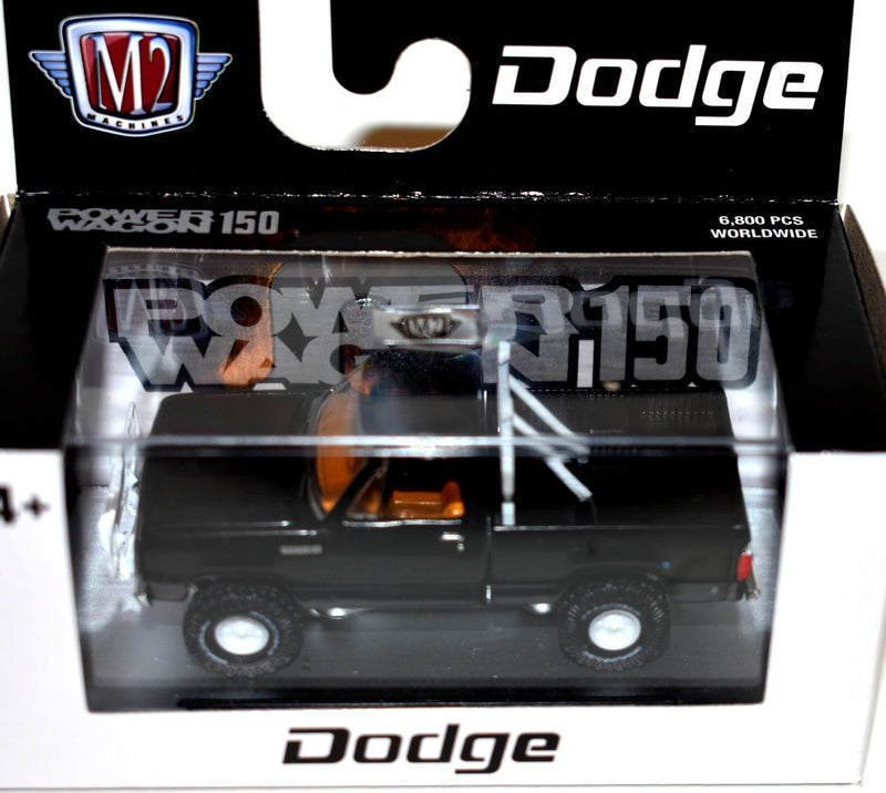 M2 Machines Auto-Thentics - 1978 Dodge 150 Power Wagon Pickup Truck
