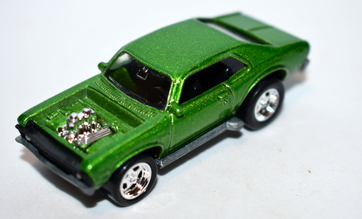 Johnny Lightning Speed Rebels - 1972 Chevy Nova SS
