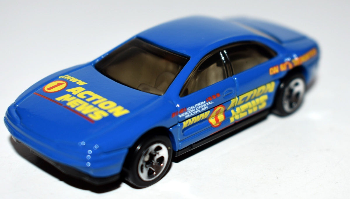 Hot Wheels -  Oldsmobile Aurora