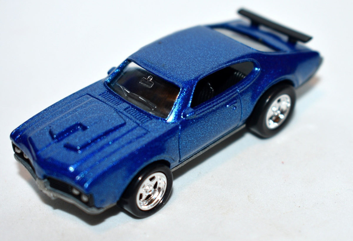 Johnny Lightning Speed Rebels - 1969 Oldsmobile 442