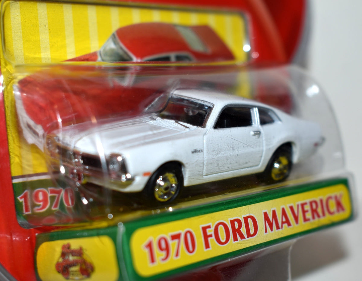 MotorMax - Fresh Cherries 1970 Ford Maverick