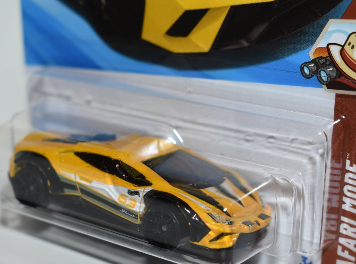 Hot Wheels -  Lamborghini Huracan Sterrato