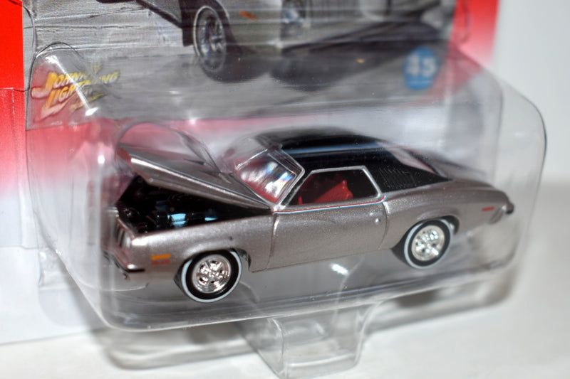 Johnny Lightning Muscle Cars USA - 1973 Pontiac Grand Am
