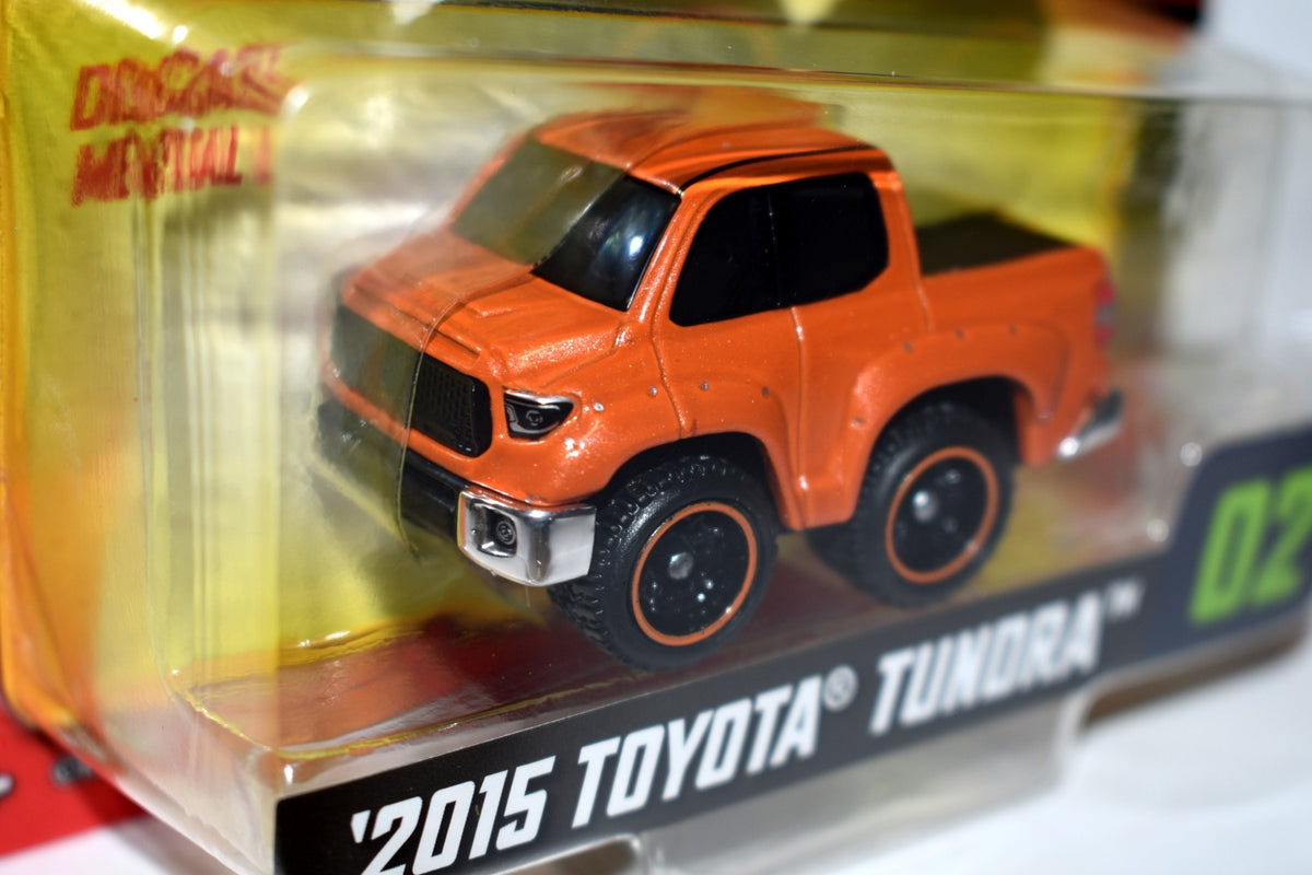 MGA Entertainment - CarTuned - 2015 Toyota Tundra Pickup Truck