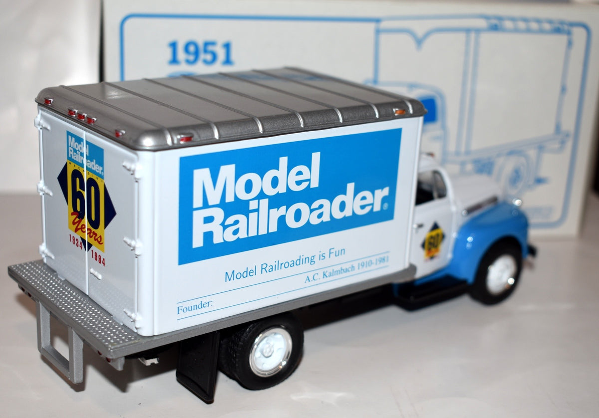 First Gear - Model Railroader 1951 Ford Dry Goods Box Truck