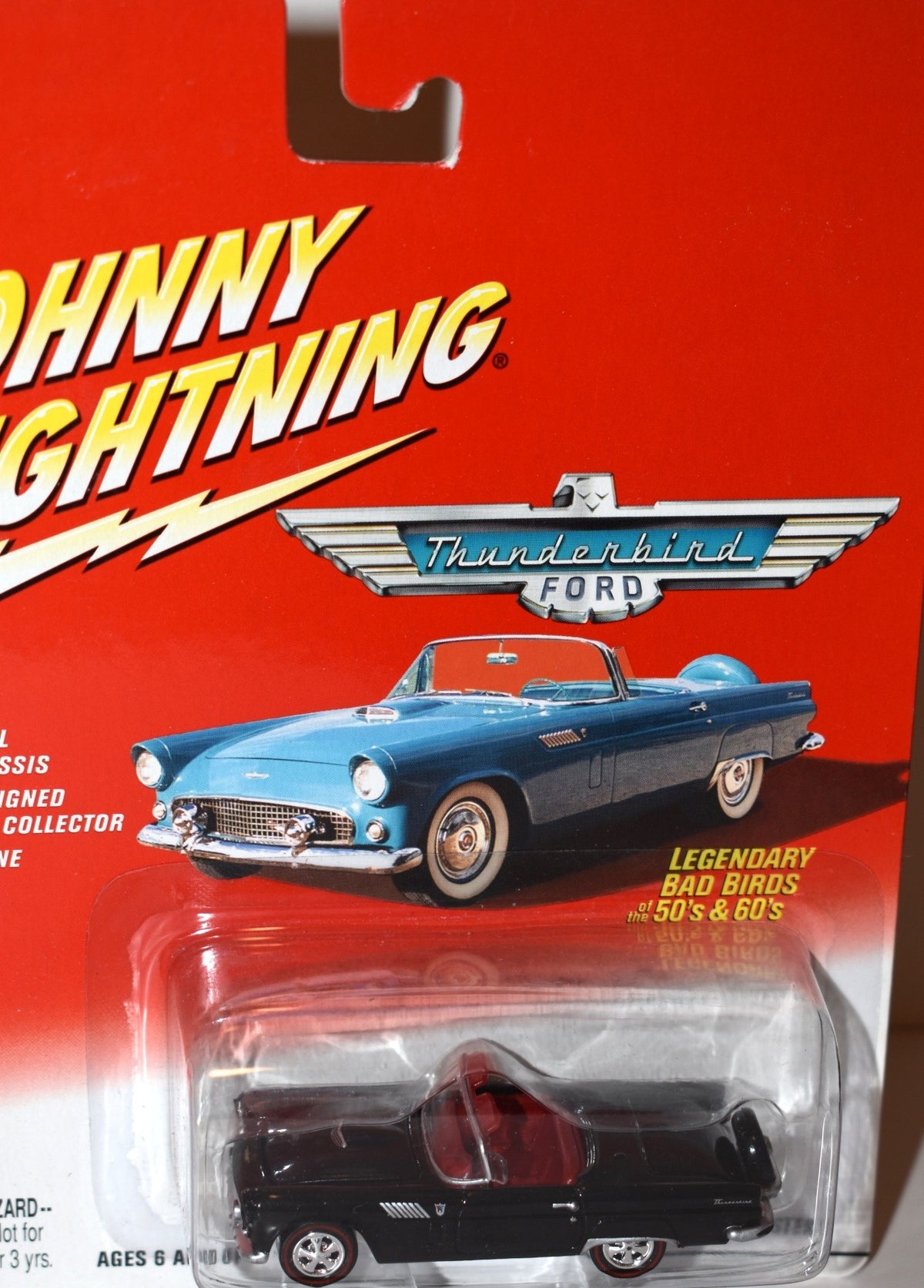 Johnny Lightning - 1956 Ford Thunderbird