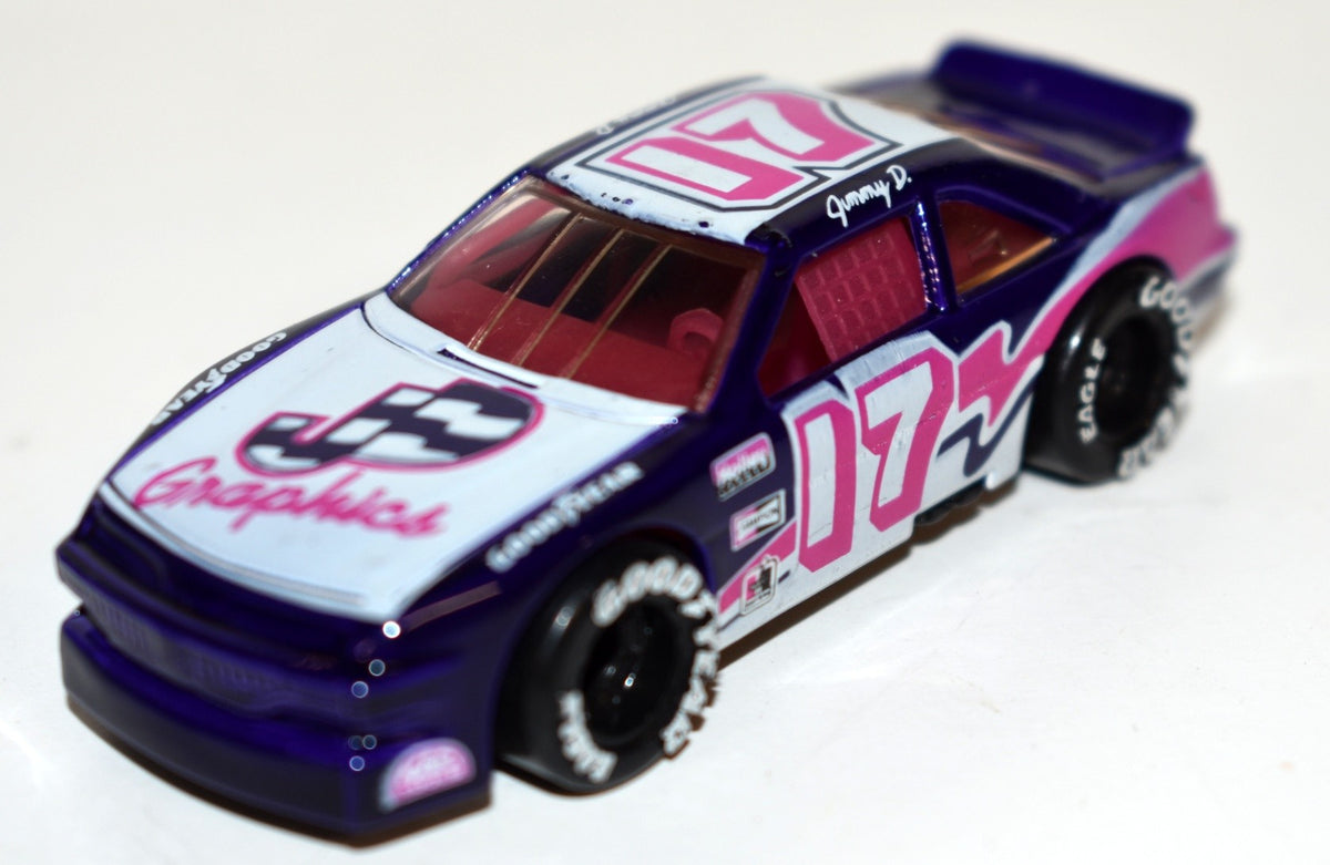 Matchbox - Pontiac Grand Prix NASCAR Stock Car