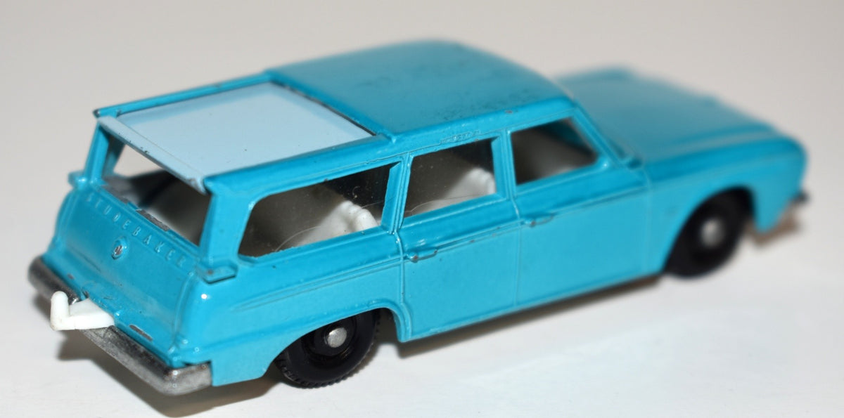 Matchbox Regular Wheels (42B-2) Studebaker Lark Station Wagon