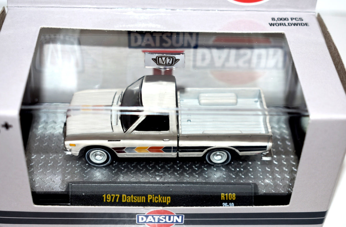 M2 Machines Auto-Thentics - 1977 Datsun Pickup Truck