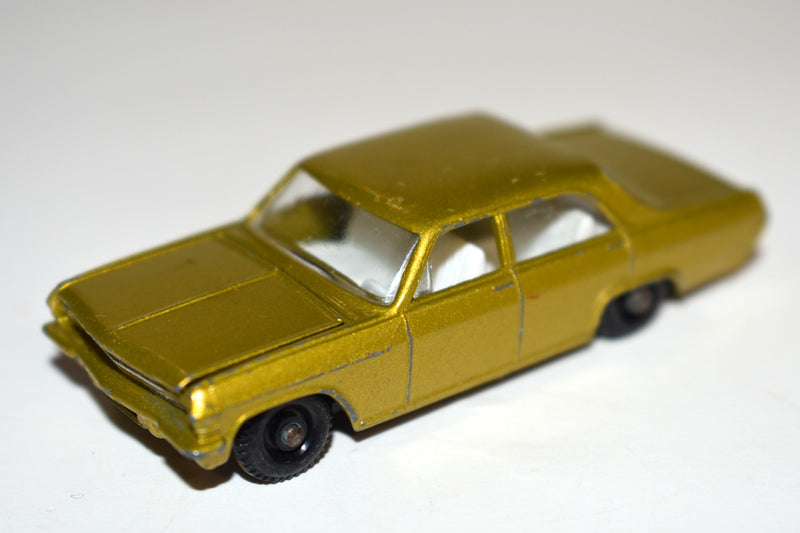 Matchbox Regular Wheels (36-C-2) Opel Diplomat