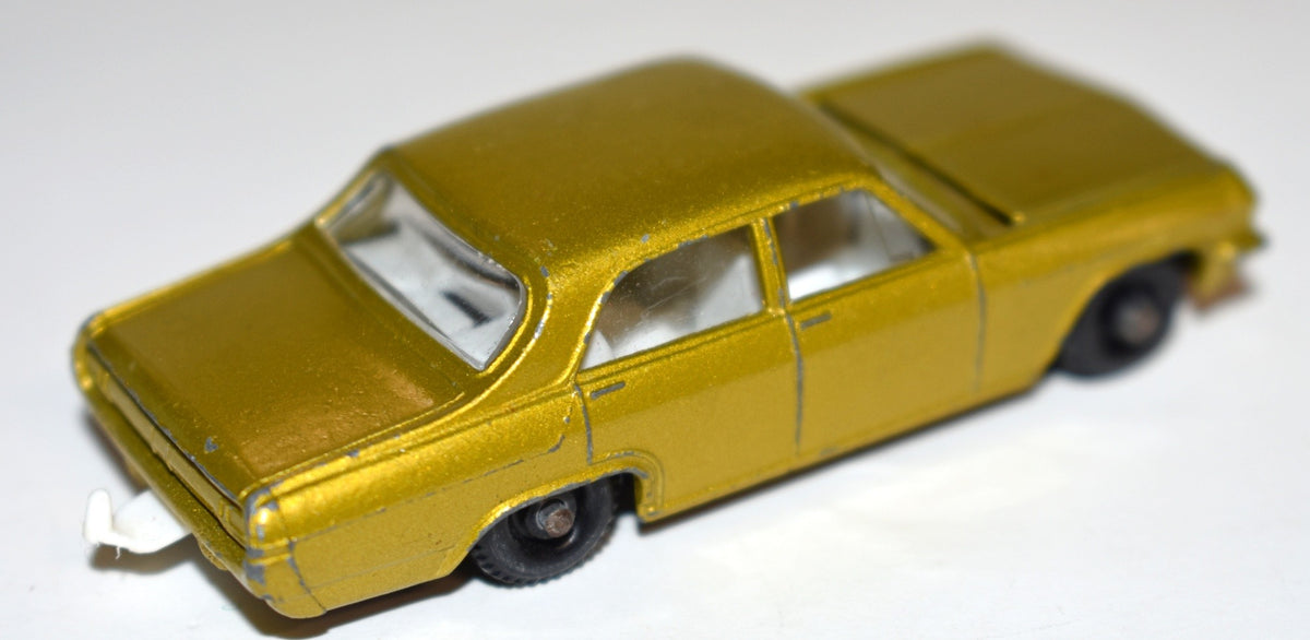 Matchbox Regular Wheels (36-C-2) Opel Diplomat